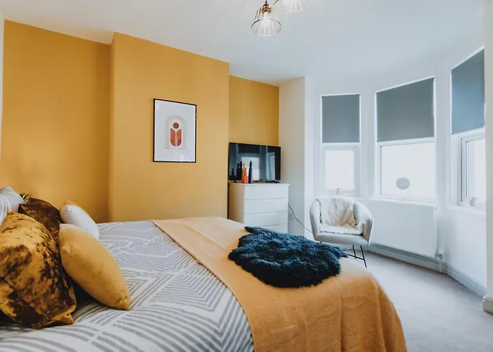 Brand New Townhouse In Rugby
