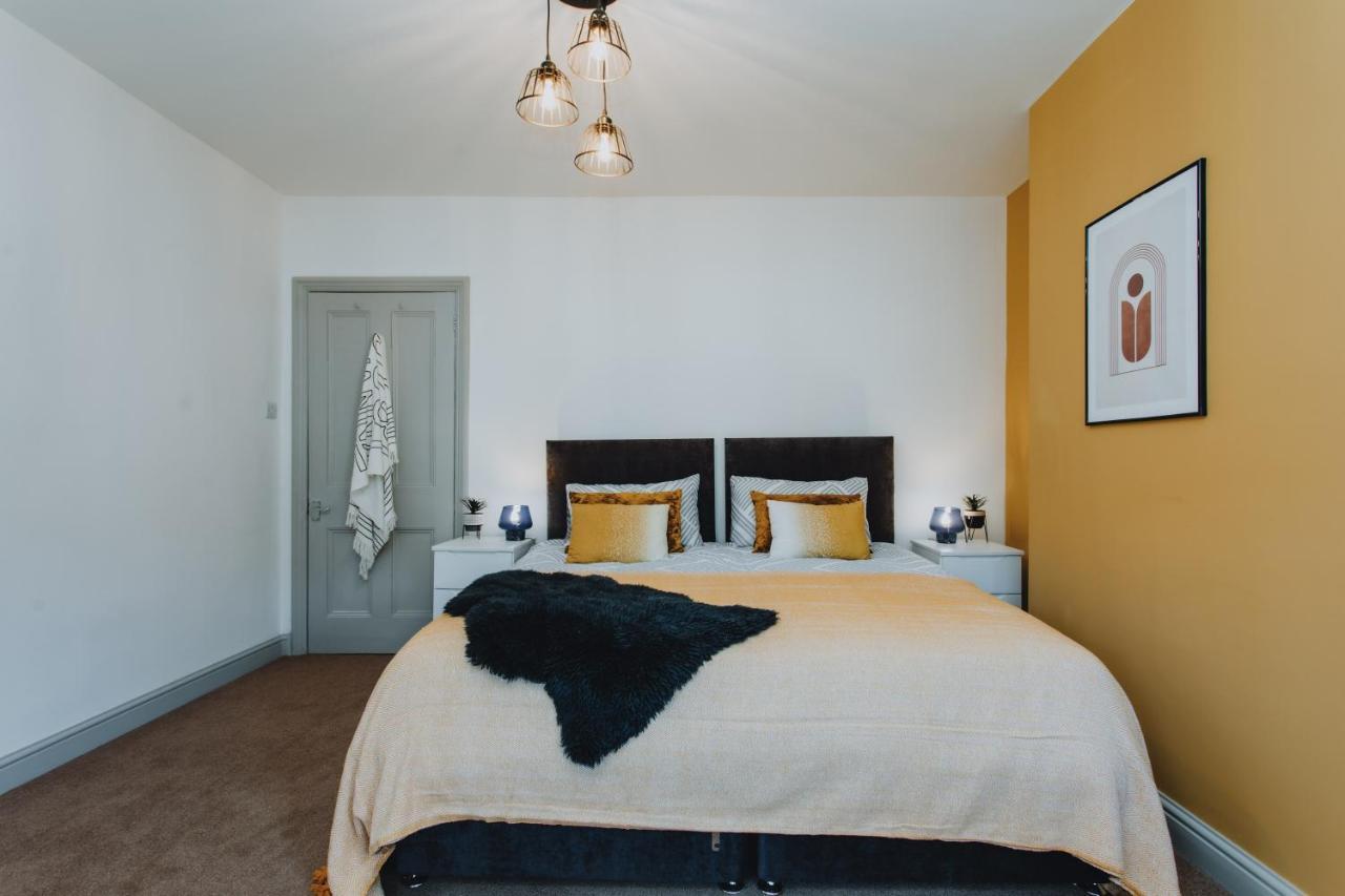 Brand New Townhouse In * Rugby