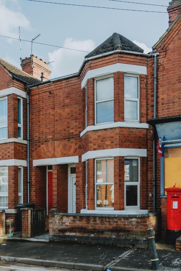 Villa Brand New Townhouse In Rugby