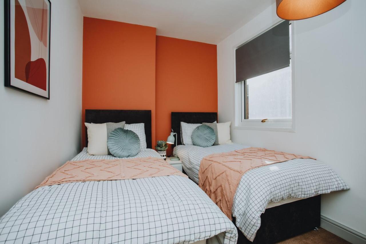 Villa Brand New Townhouse In Rugby