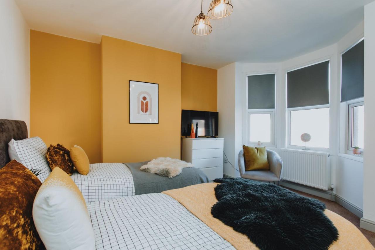 Brand New Townhouse In Villa