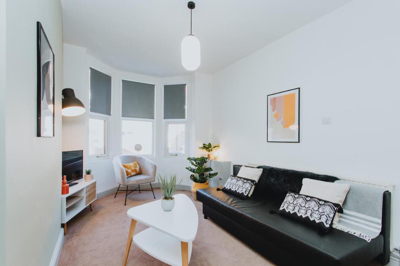 Brand New Townhouse In Villa *