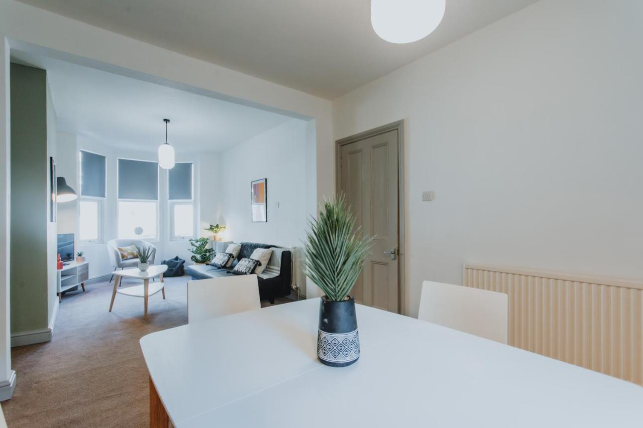Brand New Townhouse In Villa